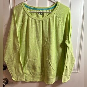 Active wear top size XL